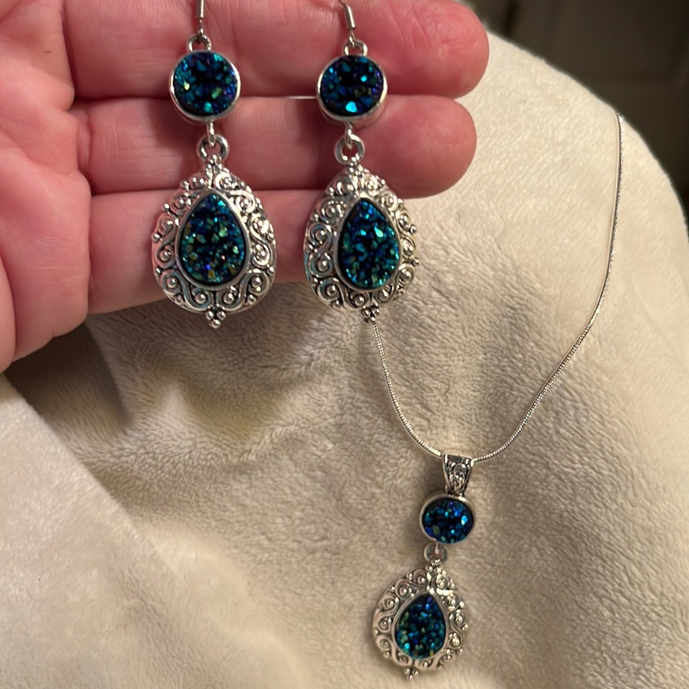 Blue Druzy And Sterling Three Piece Necklace and Earrings Set. EUC